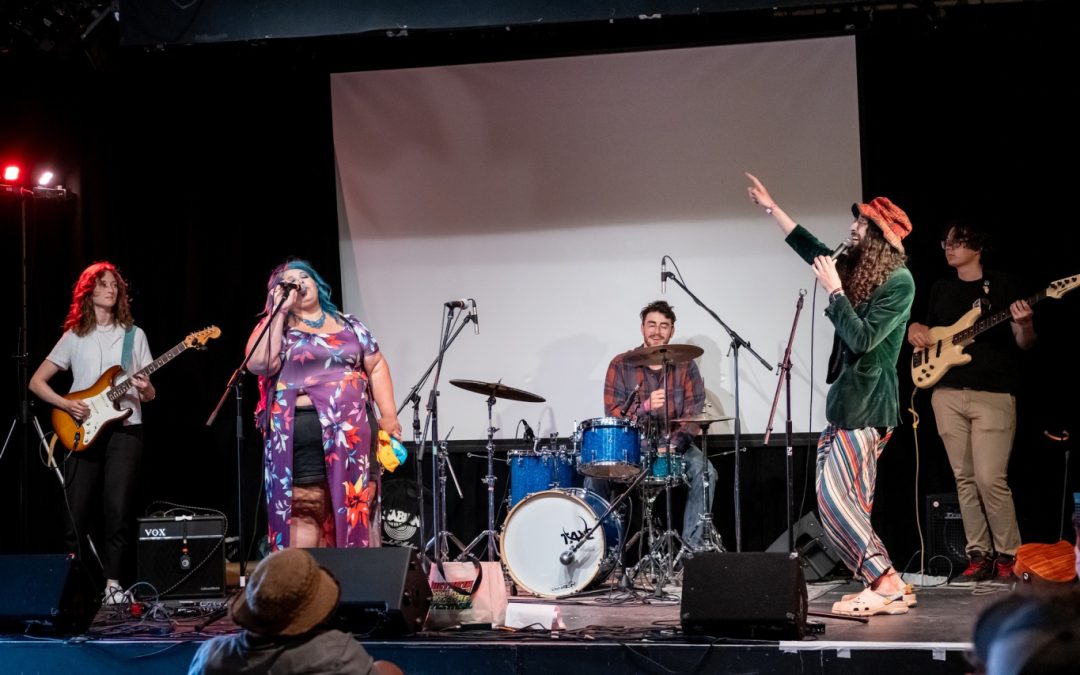 TALL MARK & KADY’S FREESTYLE JAM – Little Fernwood Stage – June 15, 2:15pm