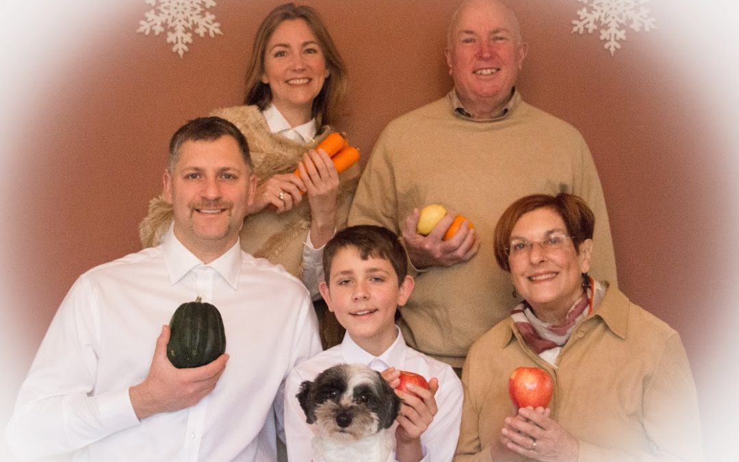 Start a new holiday tradition of giving