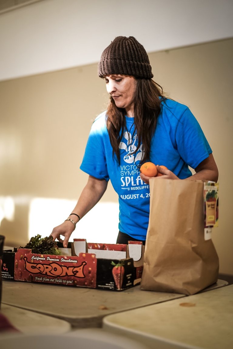 Vounteer-Good-Food-Box-Fernwood-NRG-Victoria