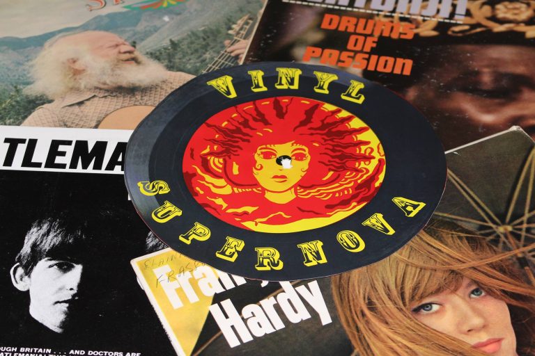 Vinyl Supernova 2016