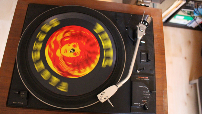 Vinyl Supernova, Victoria, Fernwood NRG