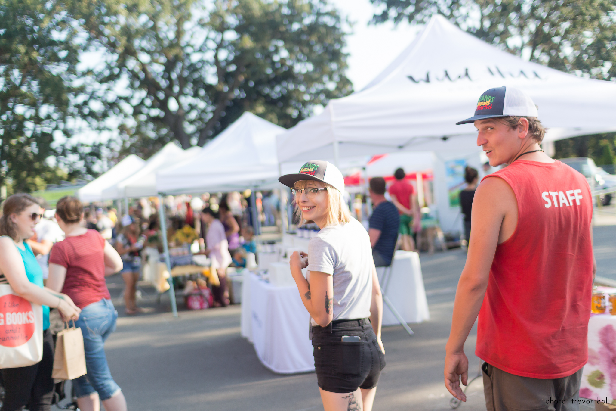 Oaklands Sunset Market